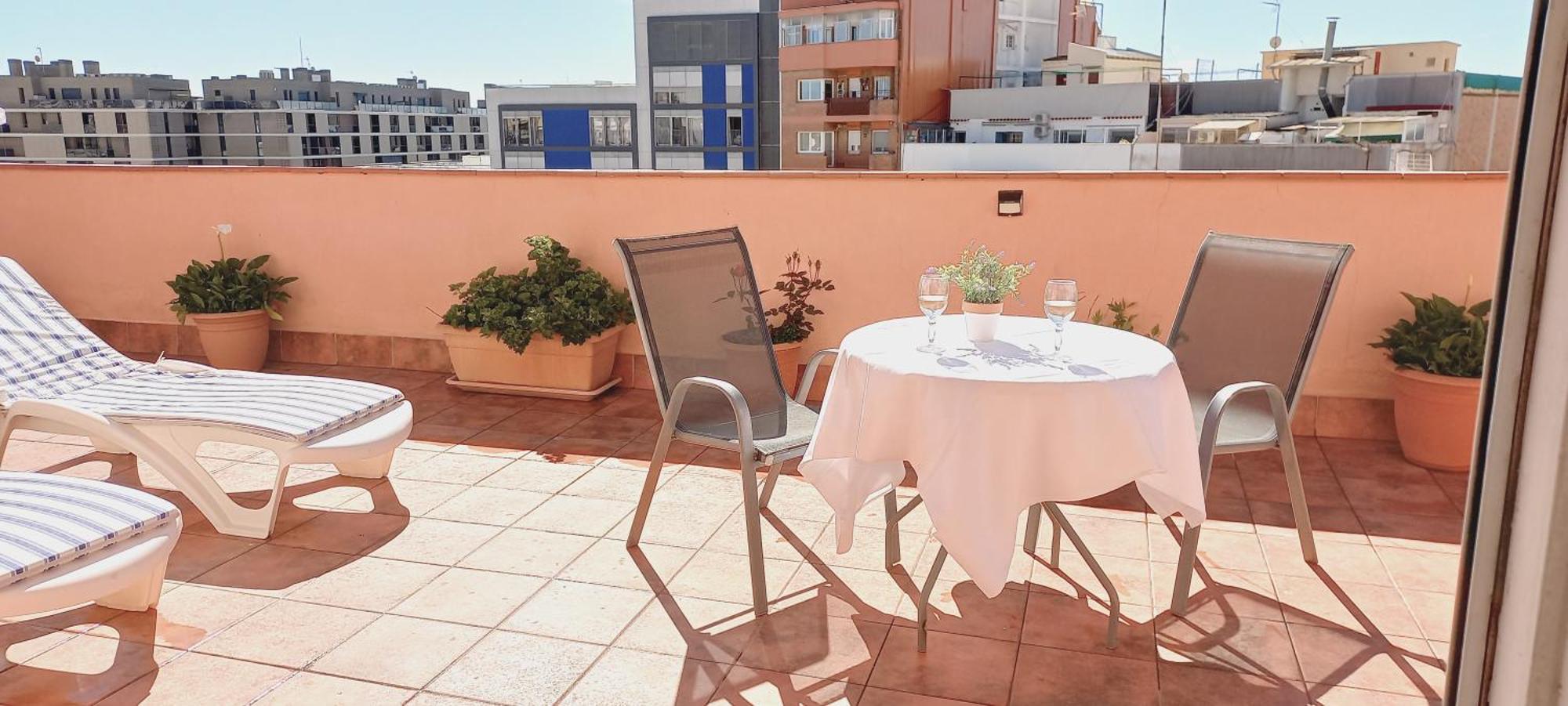 Apartamento Cozy And Sunny Penthouse Fira Bcn L'Hospitalet de Llobregat Exterior foto