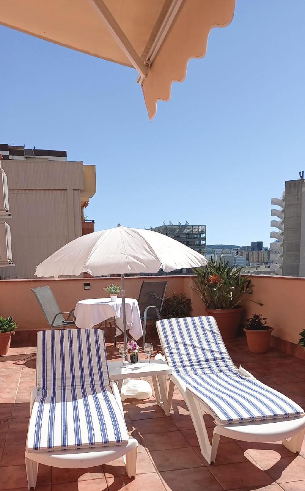 Apartamento Cozy And Sunny Penthouse Fira Bcn L'Hospitalet de Llobregat Exterior foto
